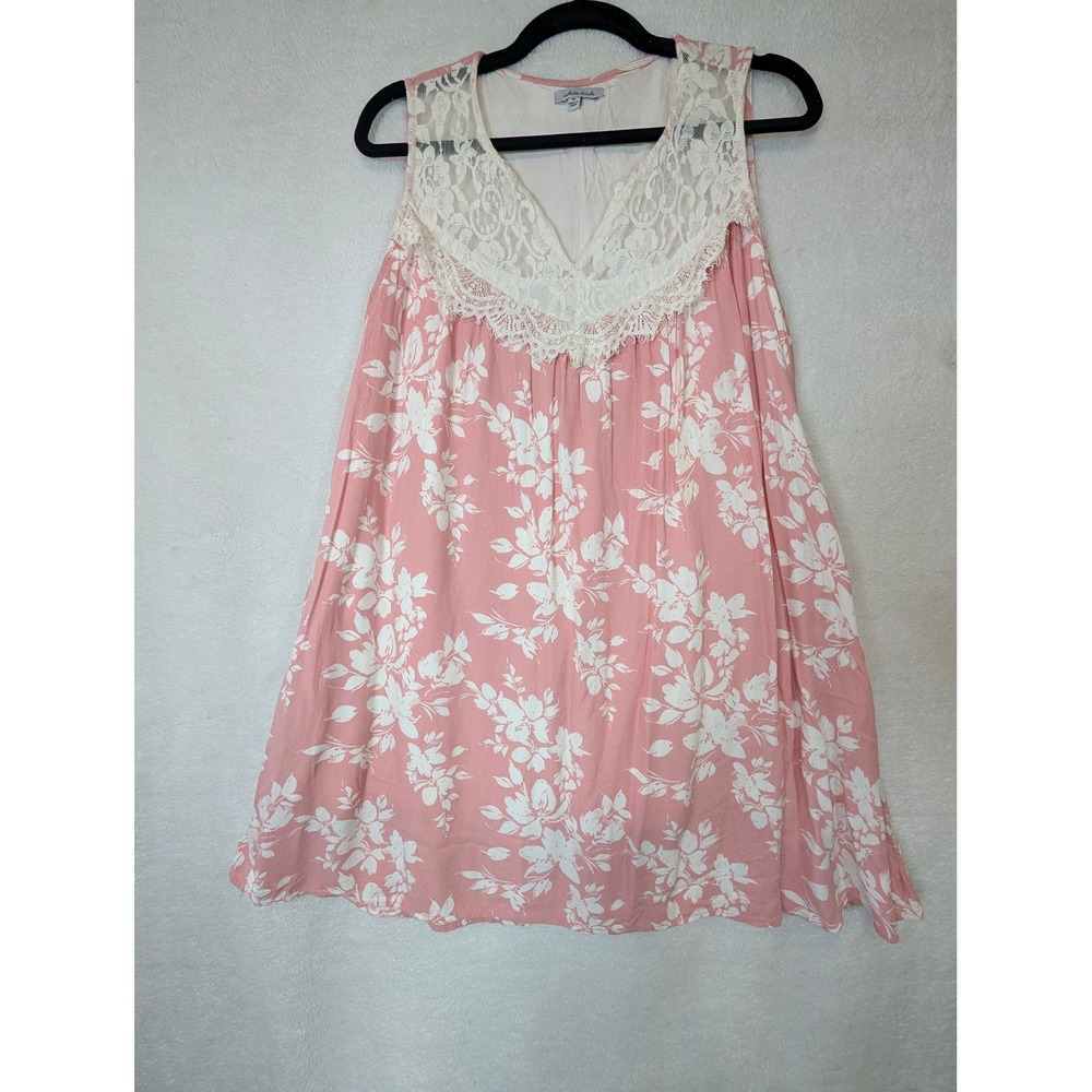 White Birch Pink Floral Lace V-Neck Sleeveless Babydoll Mini Dress Medium
